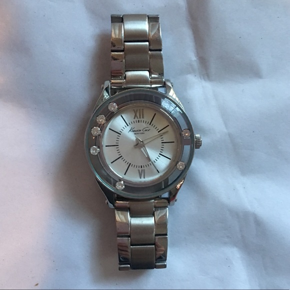Kenneth Cole women's Watch with floating stones - Picture 1 of 3